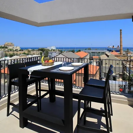 Harbour Penthouse *